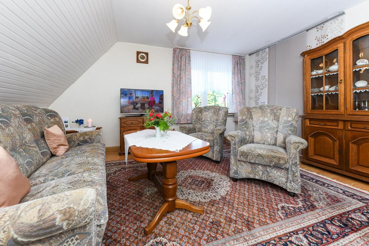 Ferienwohnung Im Haus Weinstock Esens Eksteriør billede