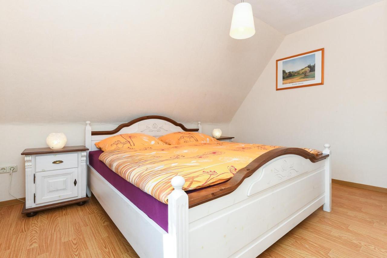 Ferienwohnung Im Haus Weinstock Esens Eksteriør billede